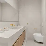 Luxury In Simplicity , Nature's Touch , Mezzanine Apartmán